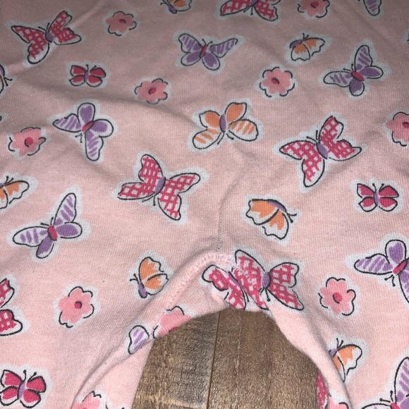 3 for $10 / Vintage Oshkosh B’Gosh PJs (18 M) - Picture 3 of 4